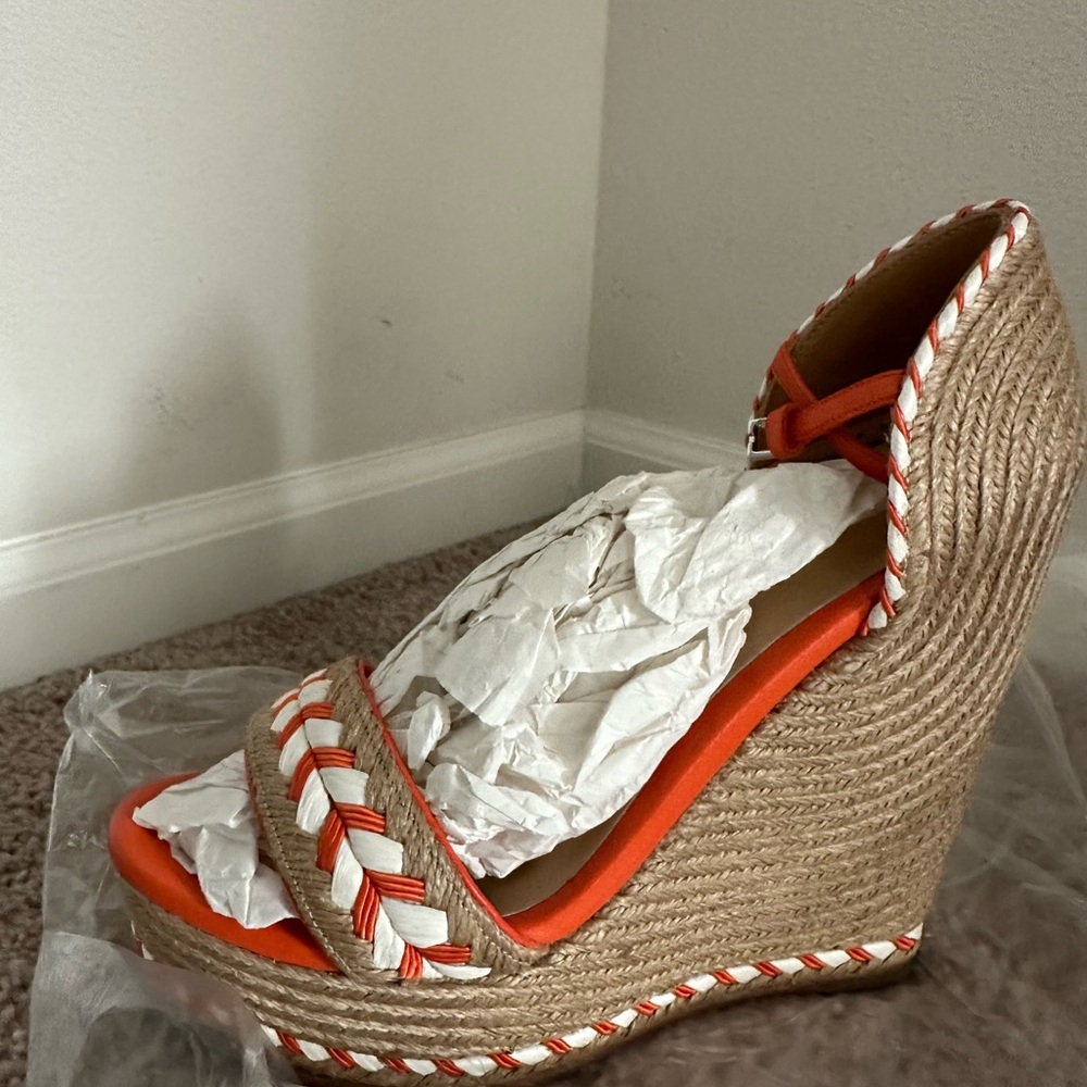 Gucci Woven Wedges with Orange Trim